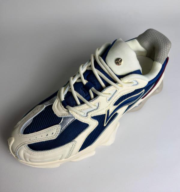 李寧啟用經典老標，首波產品質感超群，運動品牌變奢侈品？