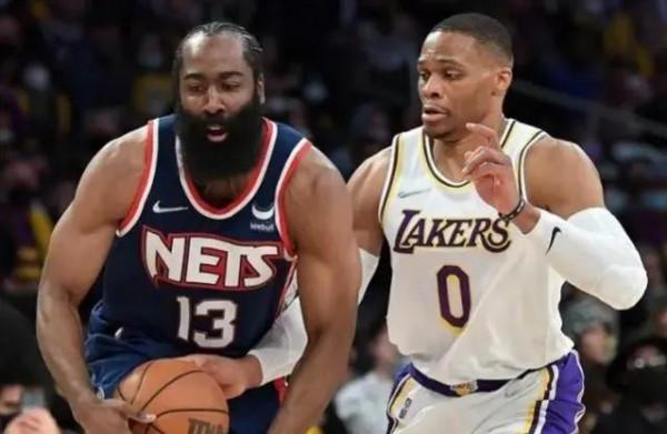 聖誕大戰紅黑榜，威少打鐵衝上熱搜，庫裡33分助勇士重返聯盟第一