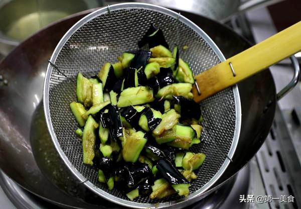 茄子的5種素燒做法，一點肉都不放，卻比大魚大肉都香，特別下飯