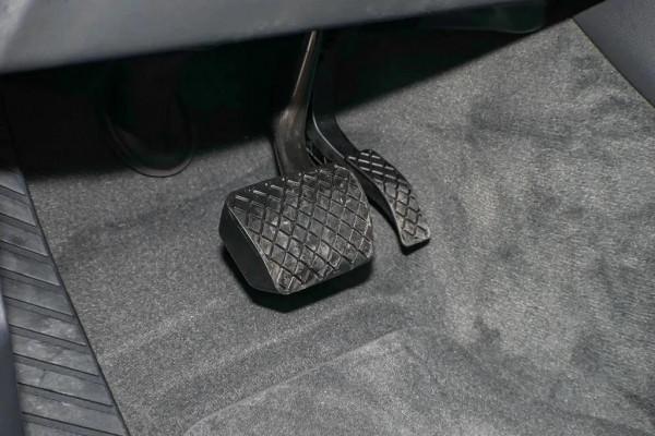 奧迪A8鬆油門嗡嗡響怎麼解決? 奧迪A8鬆油門嗡嗡響怎麼解決?