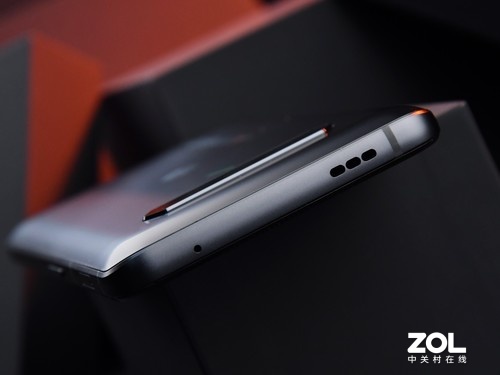 或是電競體驗最優解,黑鯊4S Pro圖賞 或是電競體驗最優解,黑鯊4S Pro圖賞