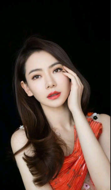 娛樂圈有兩條不成文的“規定”,打牌不喊戚薇,吃飯不叫胡歌 娛樂圈有兩條不成文的“規定”,打牌不喊戚薇,吃飯不叫胡歌