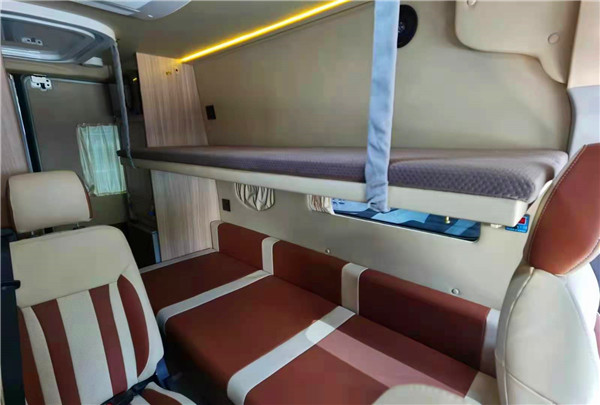 特價大通V90房車，價效比超高車型配置齊全