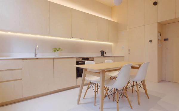 他翻新29㎡蝸居：拆掉隔斷做全開放空間，利用3米4層高做夾層臥室