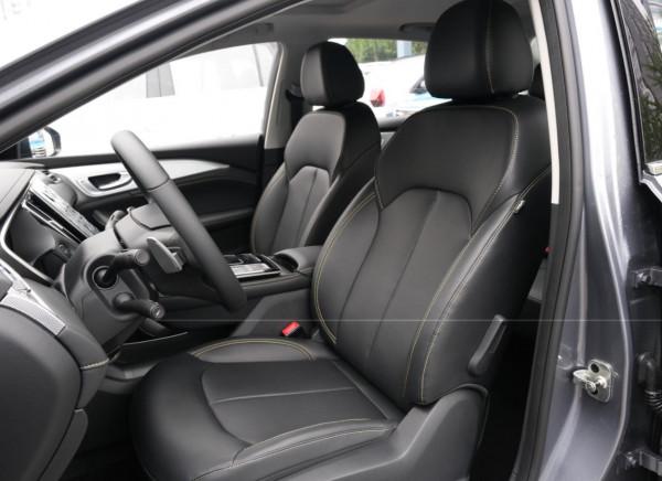 外觀冷酷，車內舒適，更適合家用的榮威i6 MAX