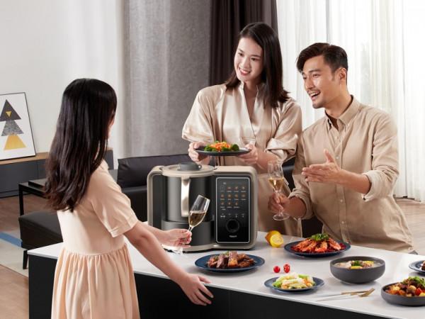 聖誕金彩好禮，TOKIT廚幾AI多功能料理機新年限定色閃耀上市