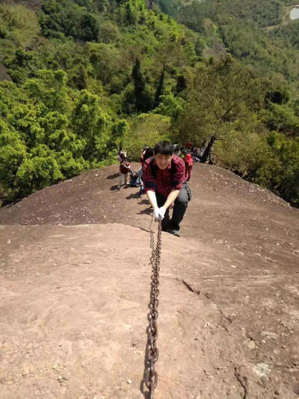 戶外遠足自然身心強，好山好水肺力活