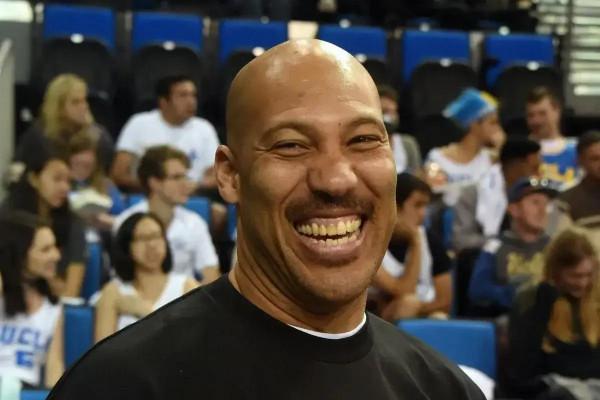 三個兒子全部進入NBA,那個狂妄的球爹,你對他的瞭解有多少? 三個兒子全部進入NBA,那個狂妄的球爹,你對他的瞭解有多少?