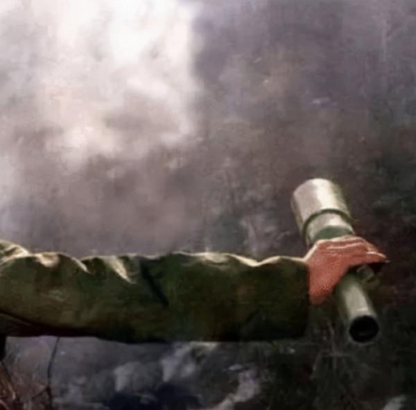 陝西87歲老兵登記,掏出特等記功書嚇壞政府人員,領導緊急求助中央