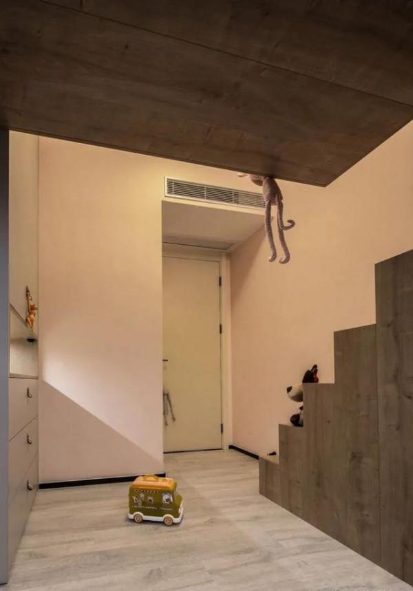 140㎡整出70㎡收納空間,還有超大落地窗,從早美到晚 140㎡整出70㎡收納空間,還有超大落地窗,從早美到晚