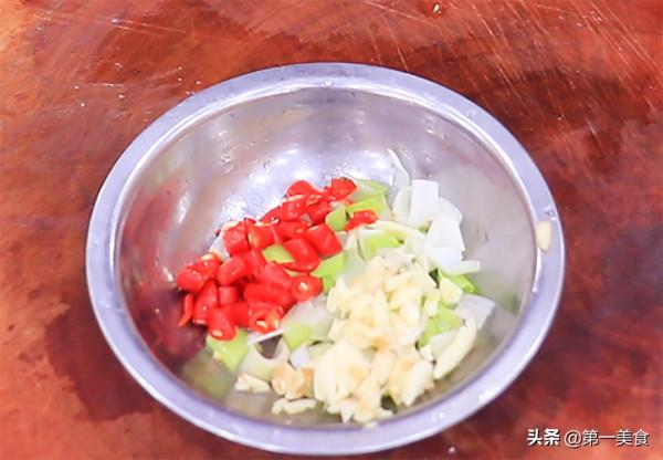 肉沫茄子怎麼做才好吃,廚師長分享小技巧,軟糯鹹香,營養又下飯 肉沫茄子怎麼做才好吃,廚師長分享小技巧,軟糯鹹香,營養又下飯