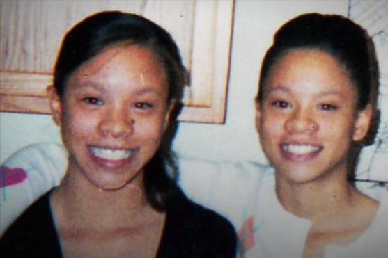 2010年美國女子遇害，排除多個嫌疑人後，線索指向她的雙胞胎女兒