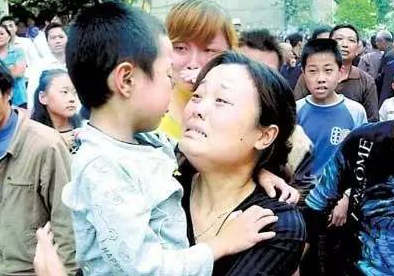 2013年,醫生以“患病”為由拐賣嬰兒,產婦再次檢查身體明白被騙 2013年,醫生以“患病”為由拐賣嬰兒,產婦再次檢查身體明白被騙