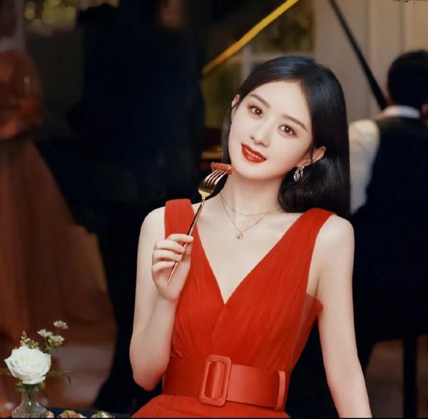 萬千男人的俘獲者——趙麗穎