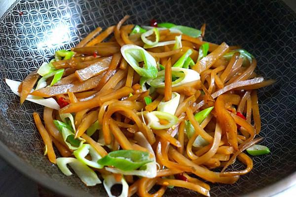 河南最“寒酸”的5道下酒菜，個個不超5元錢，全是老酒鬼的最愛