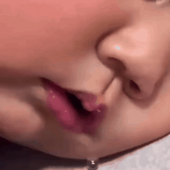 一組超好看的名偵探柯南桌布和可愛的表情包