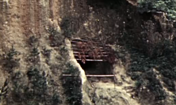 人類最後的大戰場，數十萬日美兩軍慘死在此，美國用核武扭轉局勢