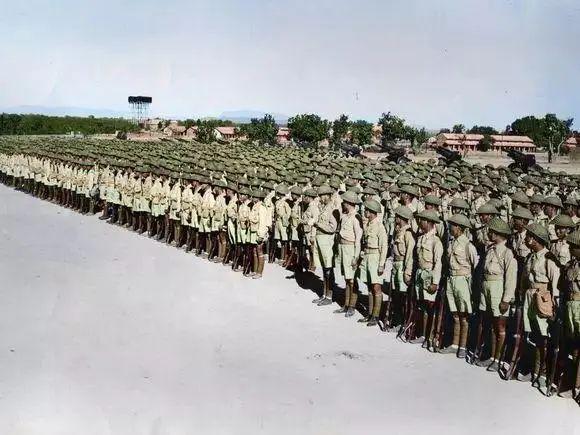 鬼子:我兩個中隊,你就1個連;駐印軍:我連有15門炮200支衝鋒槍 鬼子:我兩個中隊,你就1個連;駐印軍:我連有15門炮200支衝鋒槍