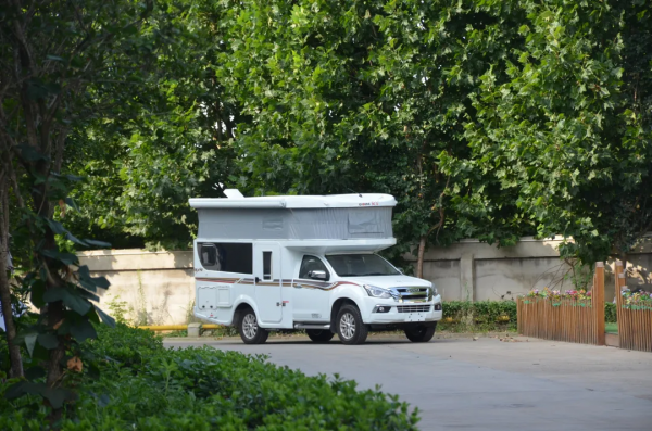 升頂升起越野樂趣——齊星單排D-MAX星浩版升頂越野房車 升頂升起越野樂趣——齊星單排D-MAX星浩版升頂越野房車