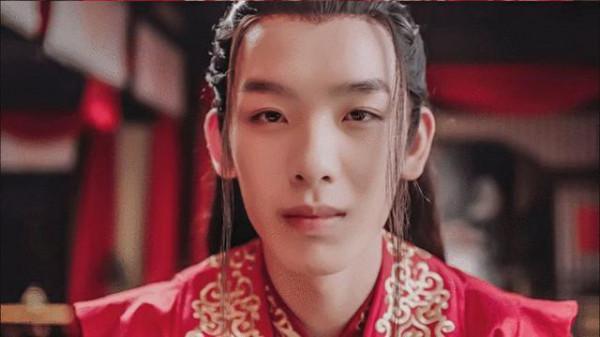 網傳趙麗穎林更新二搭仙俠劇《與鳳行》，預計明年開機，爆款無疑