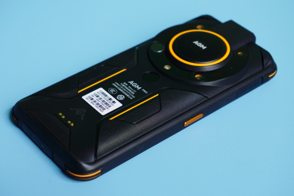 不懼高溫不畏嚴寒，夜視、測溫本領強：AGM G1 PRO深度評測