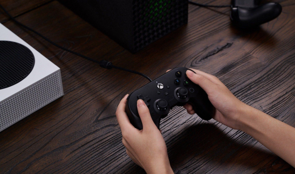 Xbox遊戲愛好者福音：八位堂Pro 2 有線手柄來啦