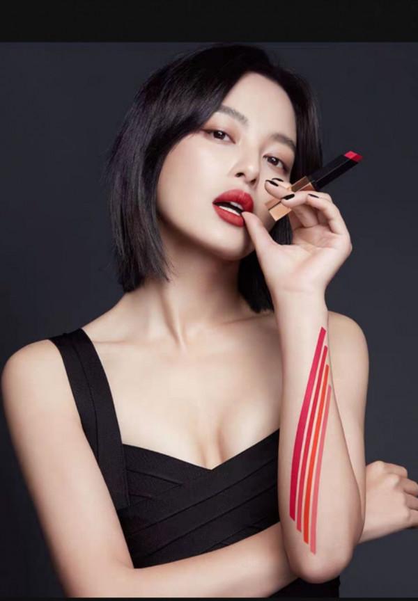 當，我擁有了12支超顯白的口紅以後