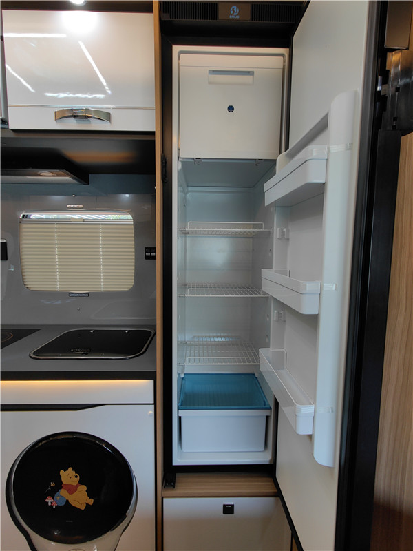 戴德雲遊房車,一款不到四十萬的大廠房車 戴德雲遊房車,一款不到四十萬的大廠房車