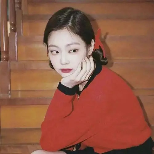 “人間香奈兒”金珍妮：富三代出身的她，卻是最強的“帶貨達人”