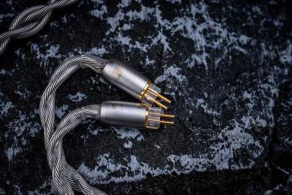 一根非常潤FI的純銀線丨自帶雙針遮蔽的ddHIFI Nyx