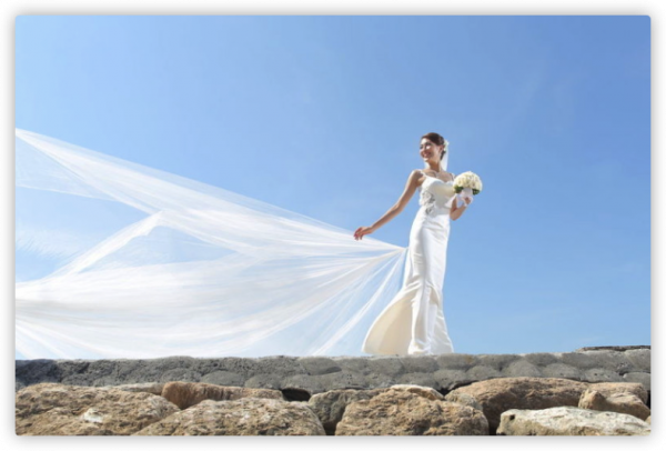 42歲女星為兒子高調慶生，神秘富商老公罕出鏡，被嘲諷太老像父女