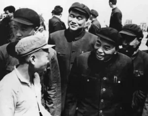 警衛員不讓父親進中南海，彭德懷得知後大怒：你是從哪裡來的