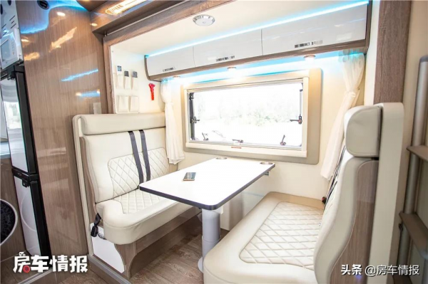出廠14度電的霍夫勒房車，6人長途旅行可勁玩，外觀比越野車還猛