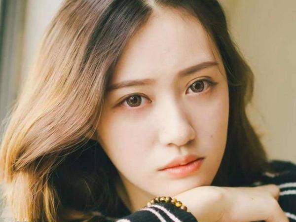 經常化妝的女人，化妝品有這4樣就夠了，好用易上手