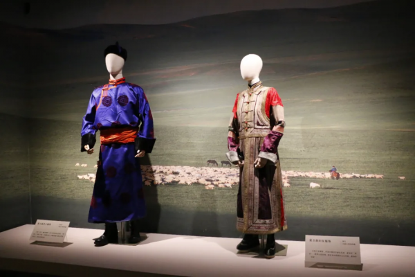 國博大展：《九邊圖》首現！內蒙古240多件重磅文物