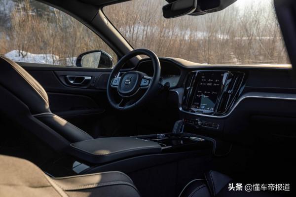 新車｜與北歐混動小生冰雪共舞，場地試駕沃爾沃S60 RECHARGE T8