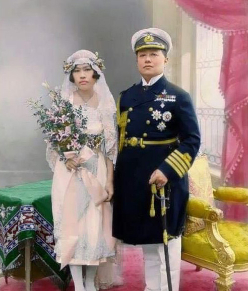 國王40歲才愛上女人，和未婚妻一起演戲，後來卻拋棄了未婚妻