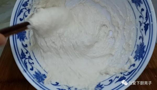 早餐餅這做法才好吃，加半斤麵粉，張張柔軟勁道，比手抓餅還香