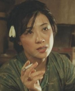 72歲老戲骨王馥荔：巔峰時選擇結婚做顧家媽媽，今兒子是她的驕傲