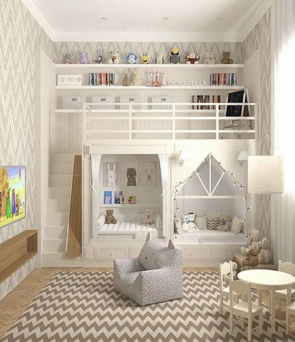 兒童房不用做上下鋪，打個地臺床可睡2個娃，頂部再掛個多功能區