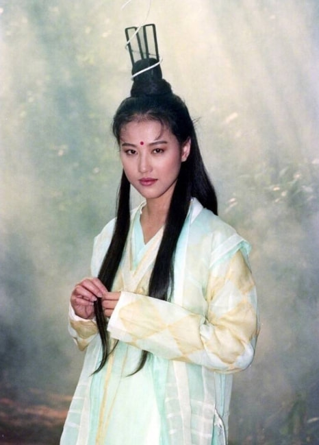 周海媚：歷經8段揪心戀情，不戀愛不結婚，對男人徹底失望