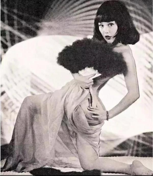 整容老去和自然老去的區別？4對同齡昔日貌美女星，如今差別驚人