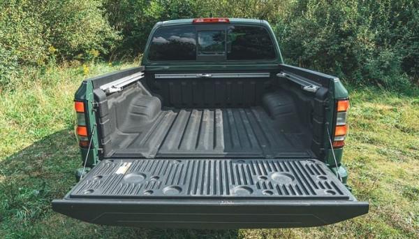 受晶片供應影響，這些車型上的部分功能暫時“下線”