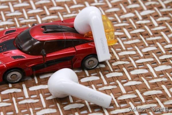 綠聯小海豚TWS耳機:小巧舒適,百元價效比好耳機 綠聯小海豚TWS耳機:小巧舒適,百元價效比好耳機