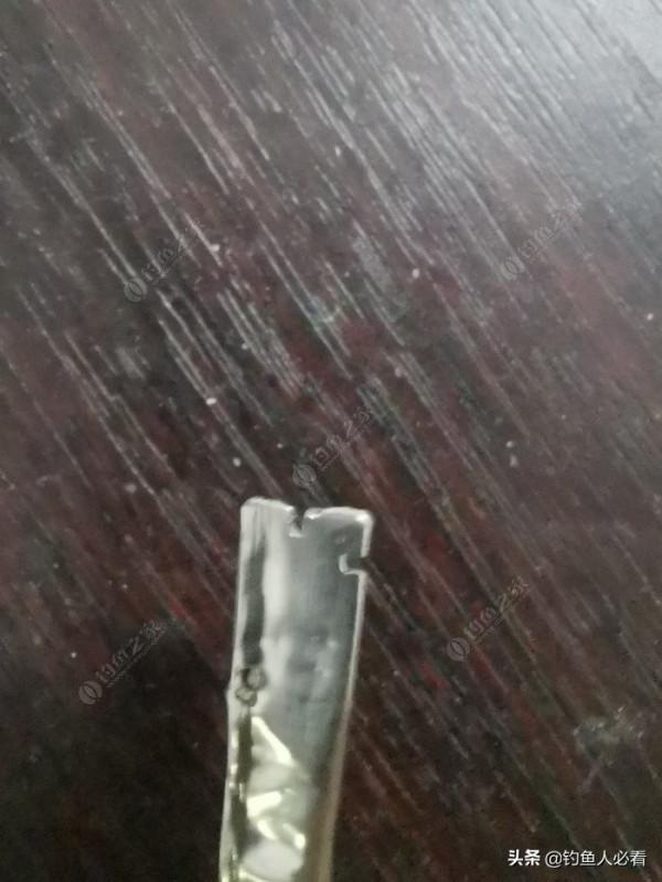 小物件巧構思細雕琢做成一個多功能的小釣具