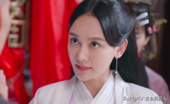 《白蛇傳》又翻拍!女主曾黑料纏身,許仙髮型洗剪吹,法海太年輕 《白蛇傳》又翻拍!女主曾黑料纏身,許仙髮型洗剪吹,法海太年輕