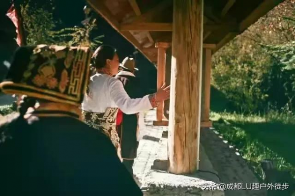 黑水秘境,感受奶子溝八十里彩林畫廊 黑水秘境,感受奶子溝八十里彩林畫廊