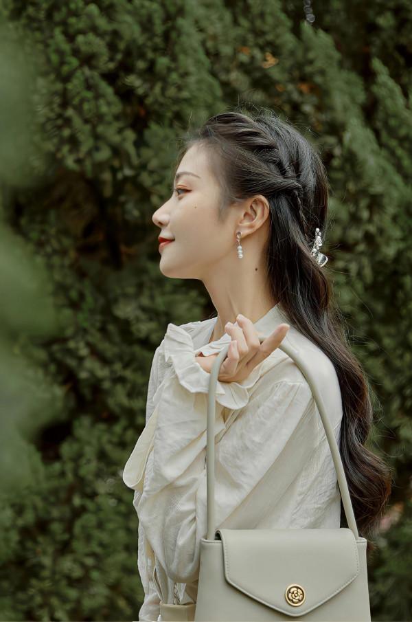 不同臉型適合什麼樣的配飾，看這篇就夠了