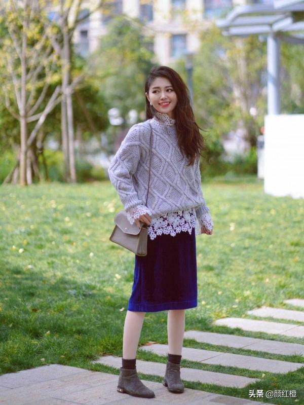 肉色打底褲怎麼穿才不土氣？試試這幾種搭配方式，優雅顯瘦又時髦