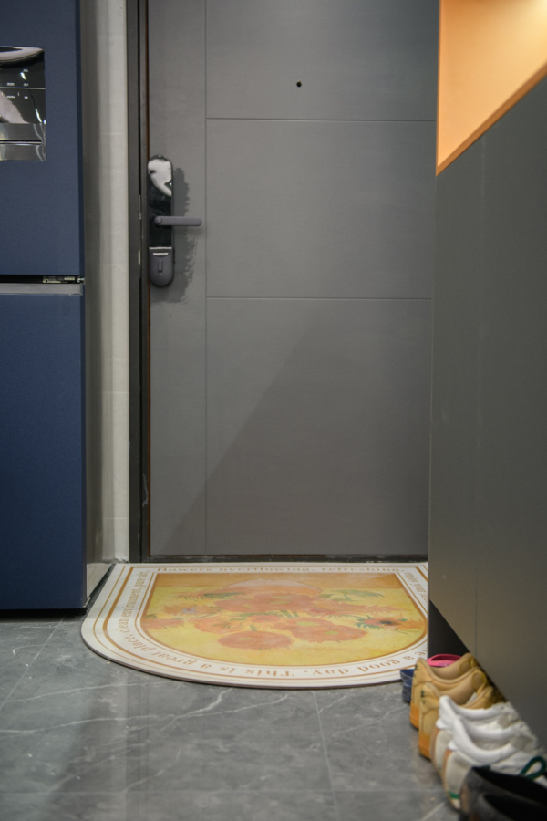 92㎡現代簡約風，“三房改兩室”超大收納空間，高品位低奢華